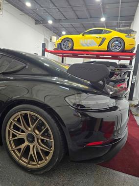 Green 2025 Porsche 718 Cayman 718 Cayman GT4 RS