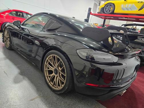 Green 2025 Porsche 718 Cayman 718 Cayman GT4 RS