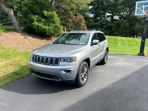 Silver 2018 Jeep Grand Cherokee Limited