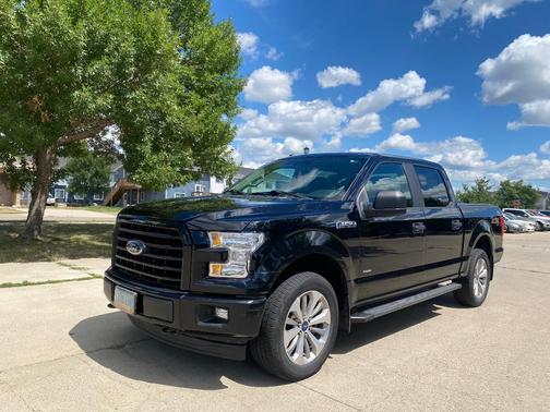 Black 2017 Ford F-150 XL