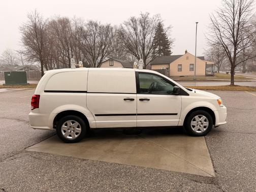 White 2013 RAM Cargo Tradesman