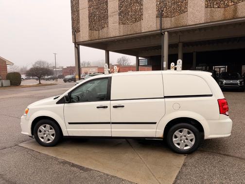 White 2013 RAM Cargo Tradesman