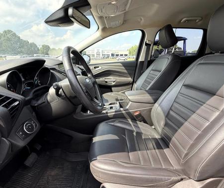 Black 2019 Ford Escape SEL