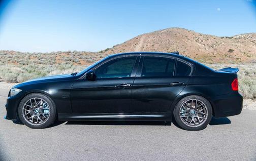 Black 2011 BMW 335 i