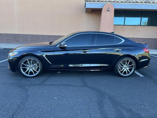 2021 Genesis G70 2.0T