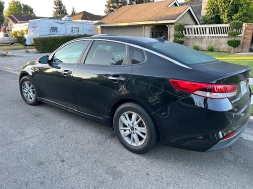 2018 Kia Optima LX