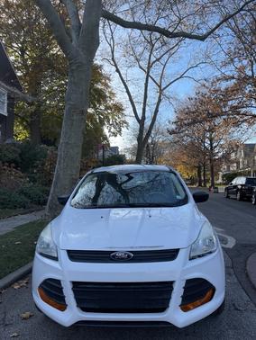 2016 Ford Escape S