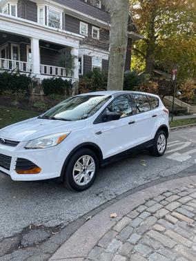 2016 Ford Escape S