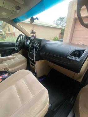 Silver 2014 Dodge Grand Caravan AVP/SE