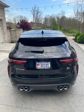 2022 Jaguar F-PACE SVR