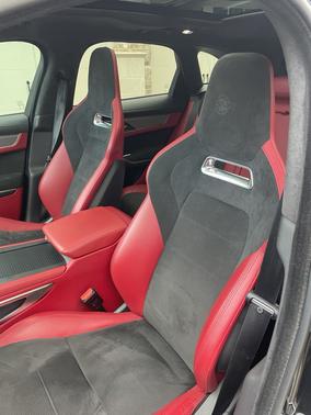 2022 Jaguar F-PACE SVR