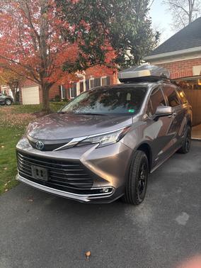2021 Toyota Sienna XLE