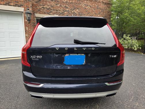 Blue 2017 Volvo XC90 T6 Inscription