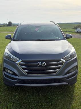 Gray 2016 Hyundai TUCSON Limited