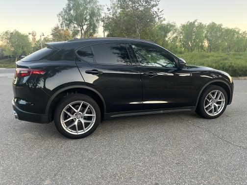 Black 2018 Alfa Romeo Stelvio Ti Sport