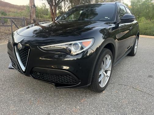 Black 2018 Alfa Romeo Stelvio Ti Sport