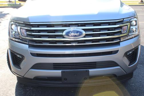 Silver 2021 Ford Expedition XLT