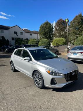 2019 Hyundai Elantra GT Base