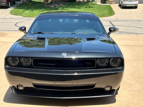 Black 2009 Dodge Challenger R/T