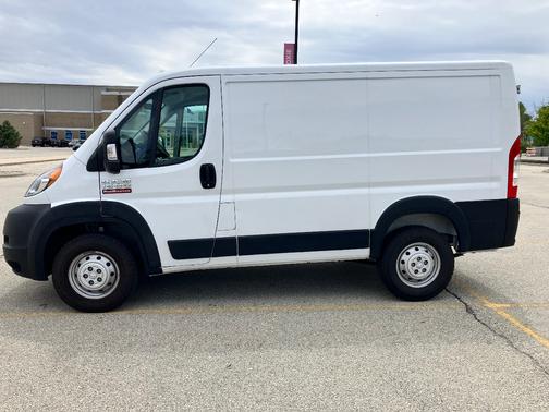 White 2021 RAM ProMaster 1500 Low Roof