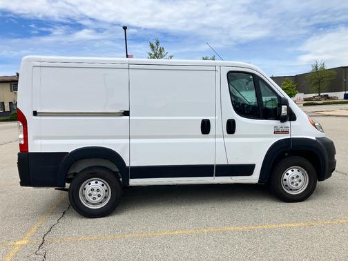 White 2021 RAM ProMaster 1500 Low Roof
