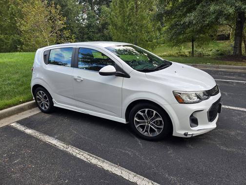 2017 Chevrolet Sonic LT