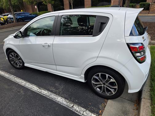 2017 Chevrolet Sonic LT