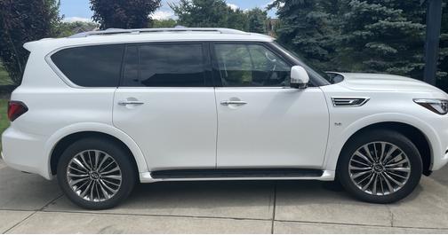 2018 INFINITI QX80 Base