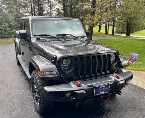 Gray 2022 Jeep Gladiator Sport S