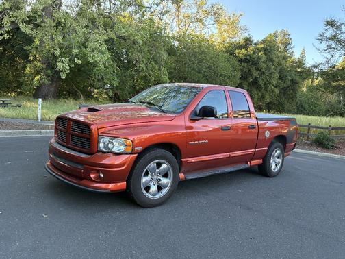Orange 2005 Dodge Ram 1500 SLT Quad Cab