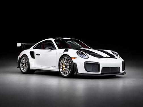 White 2018 Porsche 911 911 GT2 RS