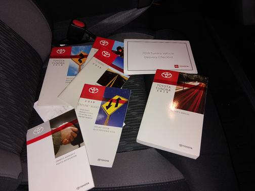 Gray 2019 Toyota Tundra SR5