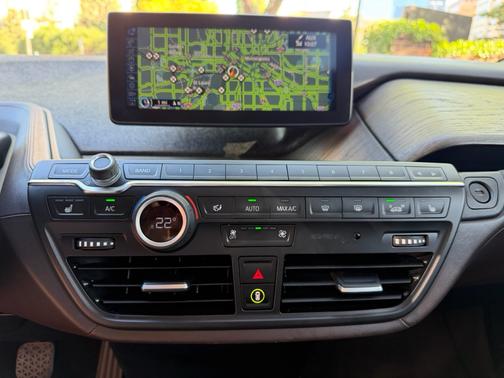 2017 BMW i3 94 Ah w/Range Extender