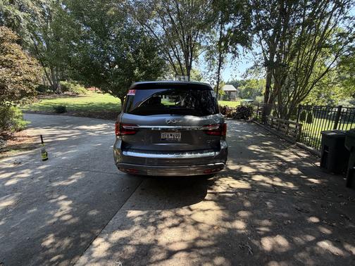 Gray 2018 INFINITI QX80 Base