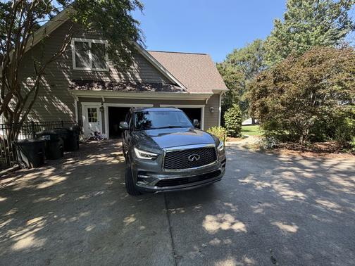 Gray 2018 INFINITI QX80 Base