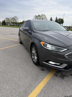 Gray 2017 Ford Fusion SE