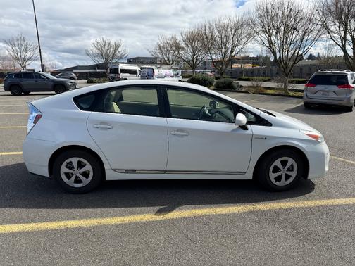 2012 Toyota Prius Two