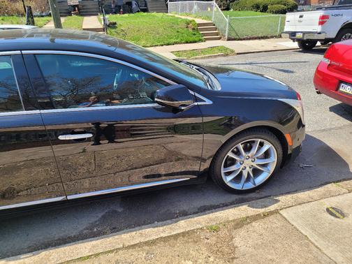 Black 2016 Cadillac XTS Premium