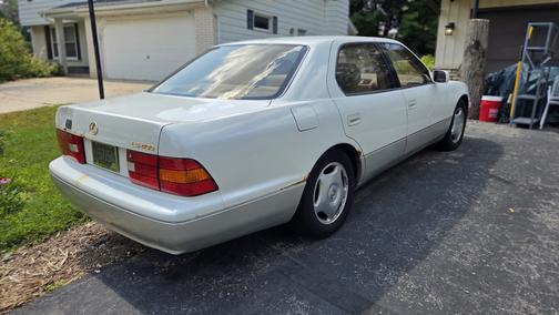 1999 Lexus LS 400 Base