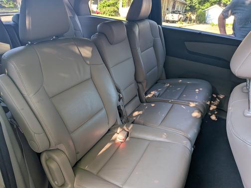 White 2014 Honda Odyssey EX-L