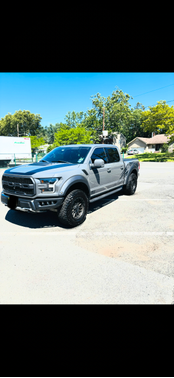 Gray 2018 Ford F-150 Raptor