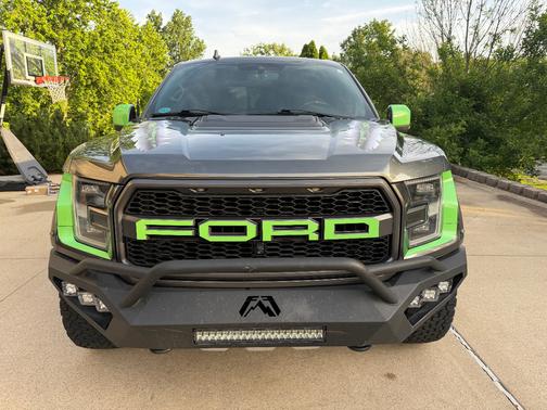 Gray 2019 Ford F-150 Raptor
