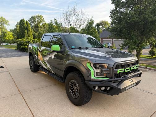 Gray 2019 Ford F-150 Raptor
