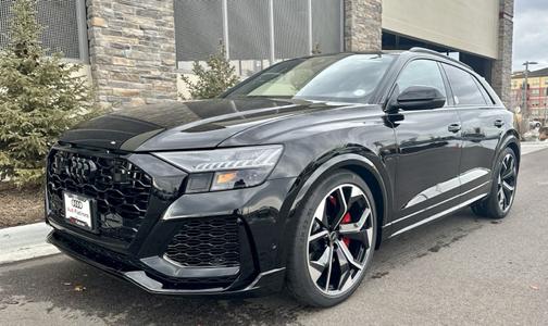2023 Audi RS Q8 4.0T