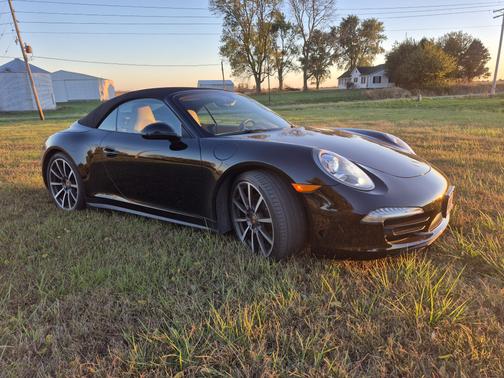 2013 Porsche 911 911 Carrera 4S Cabriolet