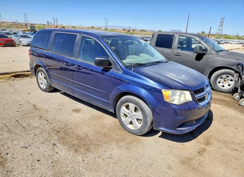 Blue 2013 Dodge Grand Caravan SE