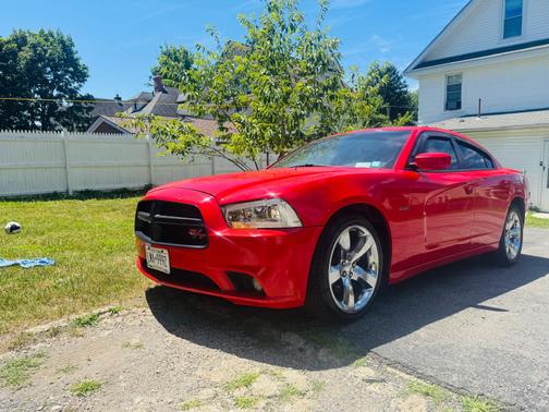 Red 2014 Dodge Charger R/T