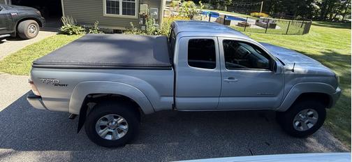 Silver 2007 Toyota Tacoma Access Cab