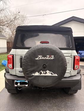 Gray 2022 Ford Bronco Black Diamond Advanced