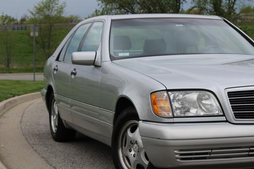 1999 Mercedes-Benz S-Class S320